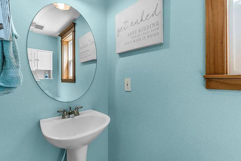 Tiny photo for 61097 Ferguson Court, Bend, OR 97702 (MLS # 220212106)