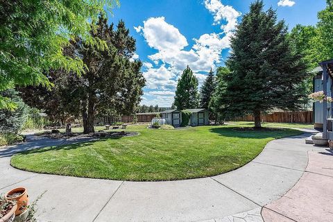 Tiny photo for 61097 Ferguson Court, Bend, OR 97702 (MLS # 220212106)