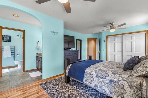 Tiny photo for 61097 Ferguson Court, Bend, OR 97702 (MLS # 220212106)