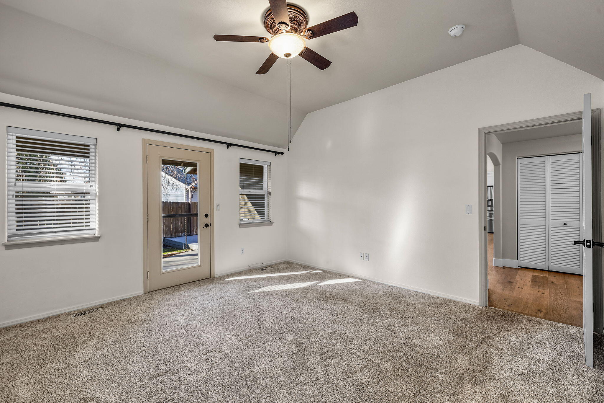 Mtn Glenn - Residential