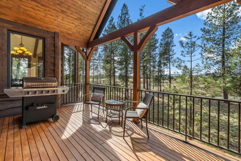 Tiny photo for 56373 Trailmere Circle, Bend, OR 97707 (MLS # 220219693)