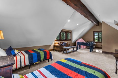 Tiny photo for 56373 Trailmere Circle, Bend, OR 97707 (MLS # 220219693)