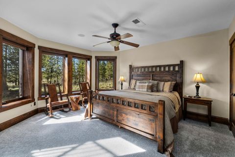 Tiny photo for 56373 Trailmere Circle, Bend, OR 97707 (MLS # 220219693)