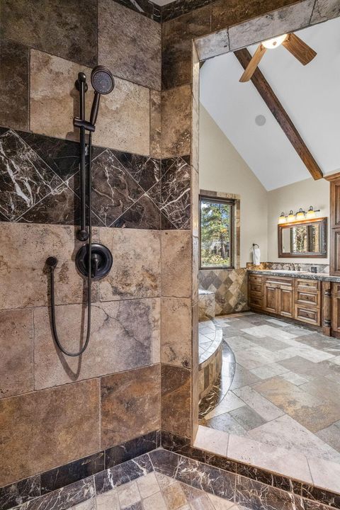 Tiny photo for 56373 Trailmere Circle, Bend, OR 97707 (MLS # 220219693)