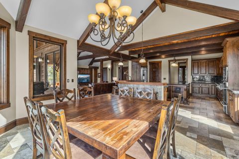 Tiny photo for 56373 Trailmere Circle, Bend, OR 97707 (MLS # 220219693)