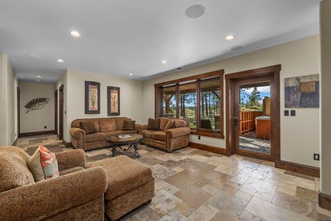 Tiny photo for 56373 Trailmere Circle, Bend, OR 97707 (MLS # 220219693)