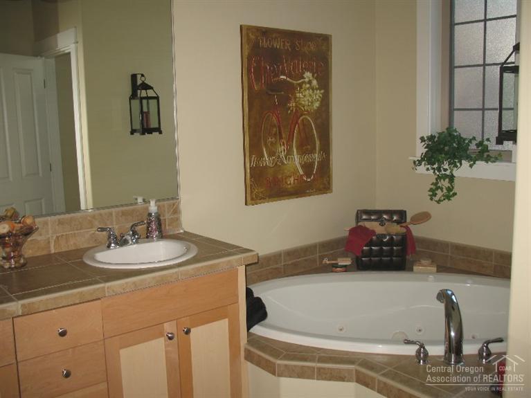 Widgi Creek - Residential