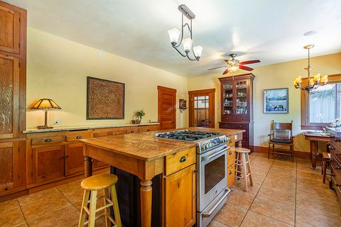 Tiny photo for 44335 Crater Lake Highway, Prospect, OR 97536 (MLS # 220209097)