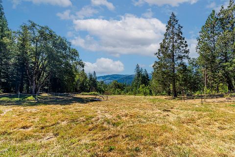 Tiny photo for 44335 Crater Lake Highway, Prospect, OR 97536 (MLS # 220209097)