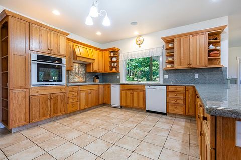 Tiny photo for 44335 Crater Lake Highway, Prospect, OR 97536 (MLS # 220209097)