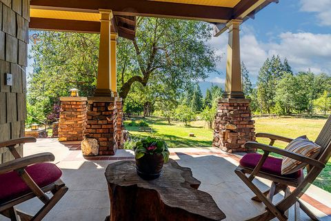 Tiny photo for 44335 Crater Lake Highway, Prospect, OR 97536 (MLS # 220209097)