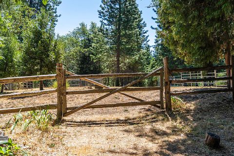 Tiny photo for 44335 Crater Lake Highway, Prospect, OR 97536 (MLS # 220209097)