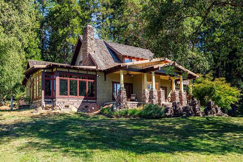 Photo of 44335 Crater Lake Highway, Prospect, OR 97536 (MLS # 220209097)