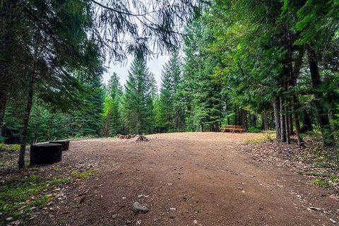 Tiny photo for 44335 Crater Lake Highway, Prospect, OR 97536 (MLS # 220209097)