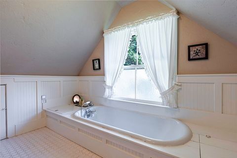 Tiny photo for 44335 Crater Lake Highway, Prospect, OR 97536 (MLS # 220209097)