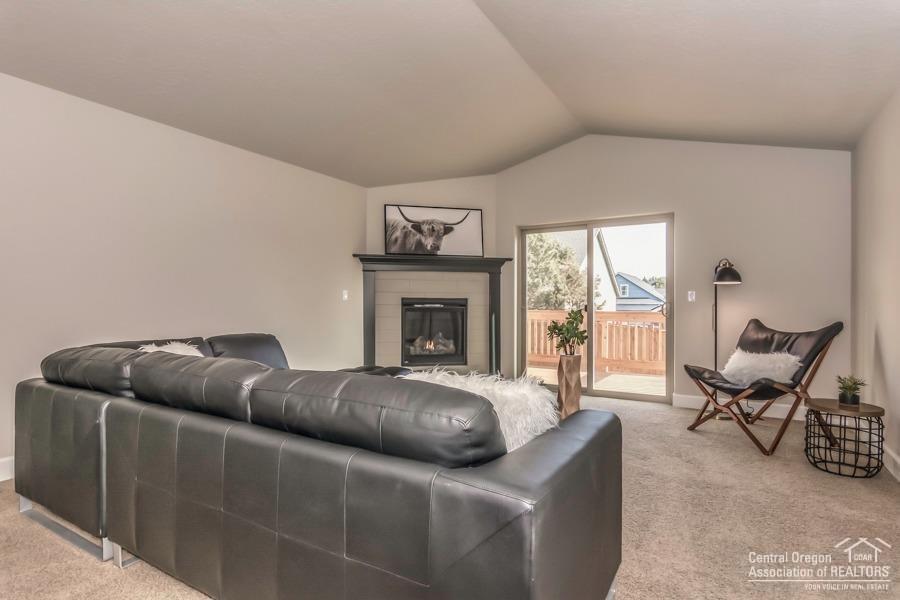 27 Elm - Residential