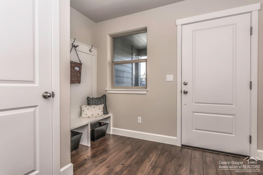 27 Elm - Residential