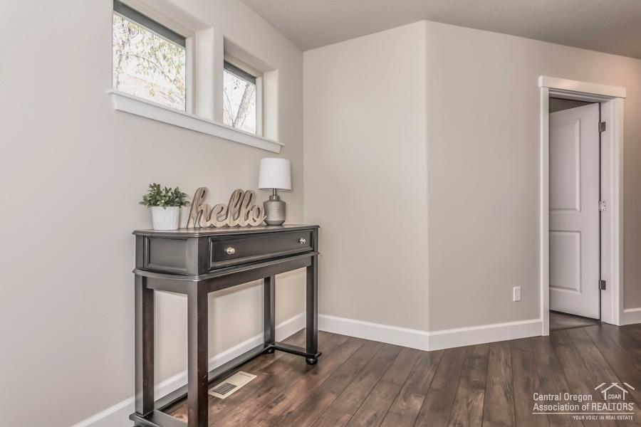 27 Elm - Residential