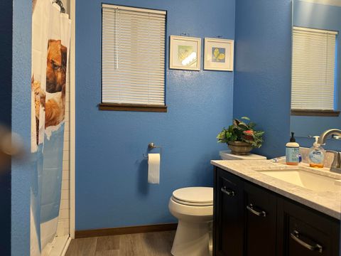 Tiny photo for 1265 NE Tyler Street, Prineville, OR 97754 (MLS # 220212395)