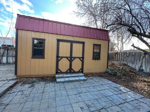 Tiny photo for 1265 NE Tyler Street, Prineville, OR 97754 (MLS # 220212395)