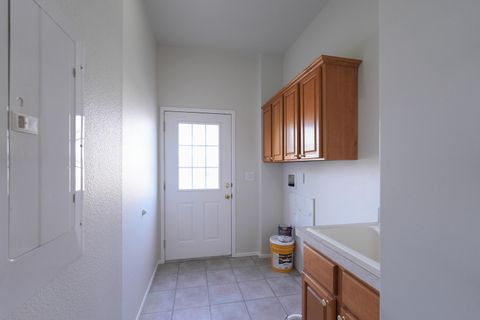 Tiny photo for 2640 Market Street, Bonanza, OR 97623 (MLS # 220211679)