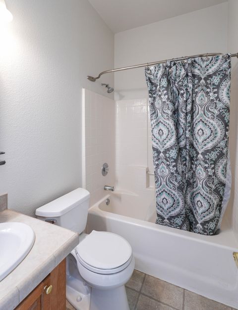 Tiny photo for 2640 Market Street, Bonanza, OR 97623 (MLS # 220211679)