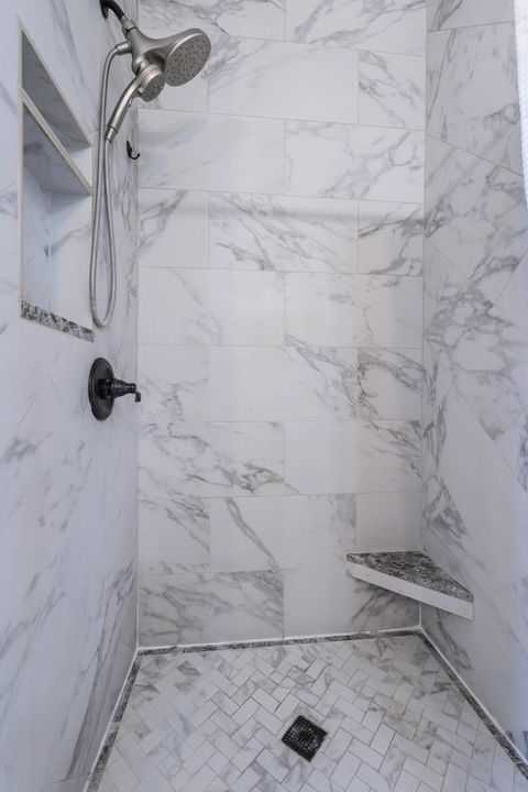 Tiny photo for 2640 Market Street, Bonanza, OR 97623 (MLS # 220211679)