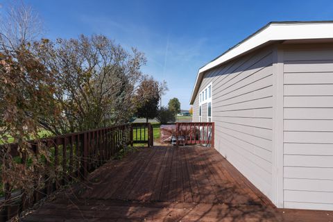Tiny photo for 2640 Market Street, Bonanza, OR 97623 (MLS # 220211679)