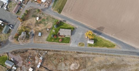 Tiny photo for 2640 Market Street, Bonanza, OR 97623 (MLS # 220211679)