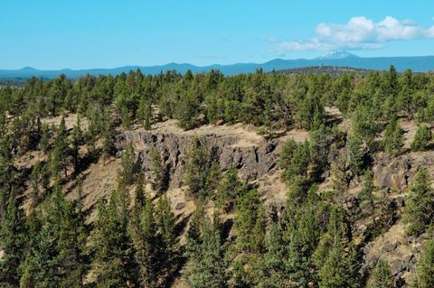 Tiny photo for 65255 Swalley Road, Bend, OR 97703 (MLS # 220207865)