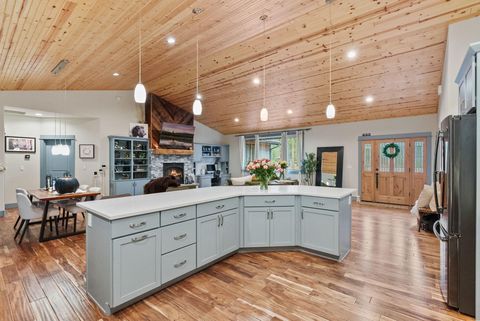 Tiny photo for 14225 NE Whitewater Lane, La Pine, OR 97739 (MLS # 220210157)