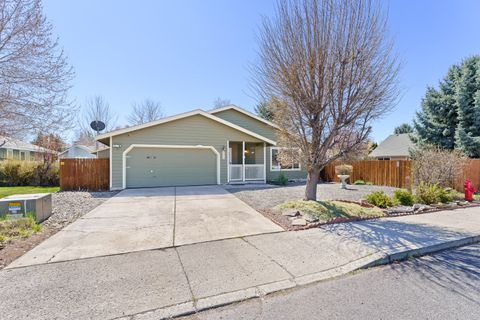 2379 Mountain Willow Drive Bend OR 97701