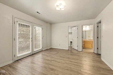 Tiny photo for 360 Glenn Street, Ashland, OR 97520 (MLS # 220223166)
