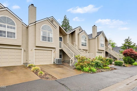 Tiny photo for 360 Glenn Street, Ashland, OR 97520 (MLS # 220223166)