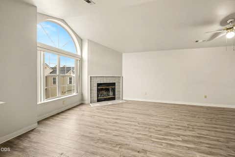 Tiny photo for 360 Glenn Street, Ashland, OR 97520 (MLS # 220223166)