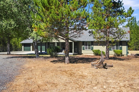Tiny photo for 15654 Twin Drive, La Pine, OR 97739 (MLS # 220228519)