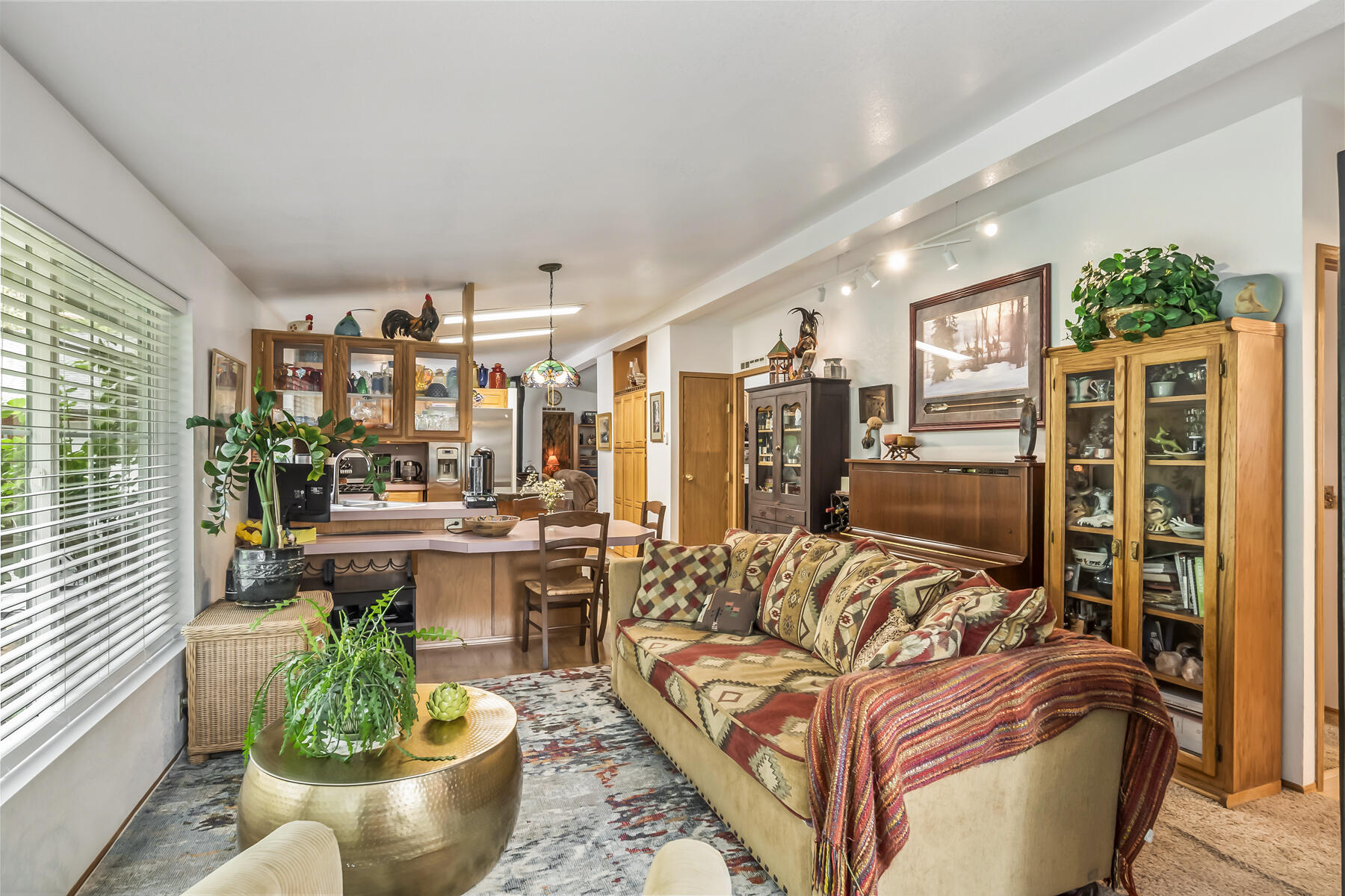 Romaine Village - Residential