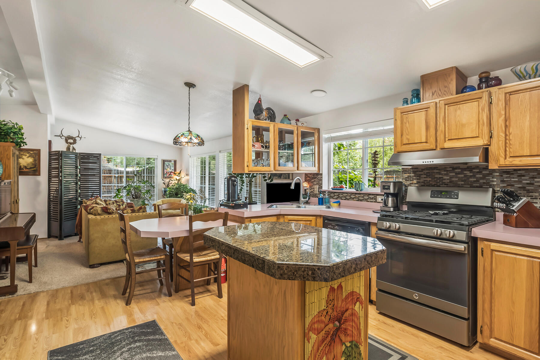 Romaine Village - Residential