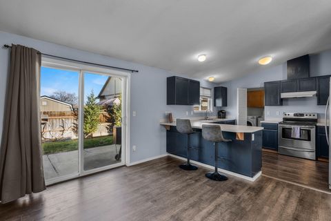 Tiny photo for 311 Geneva Street, Culver, OR 97734 (MLS # 220212222)