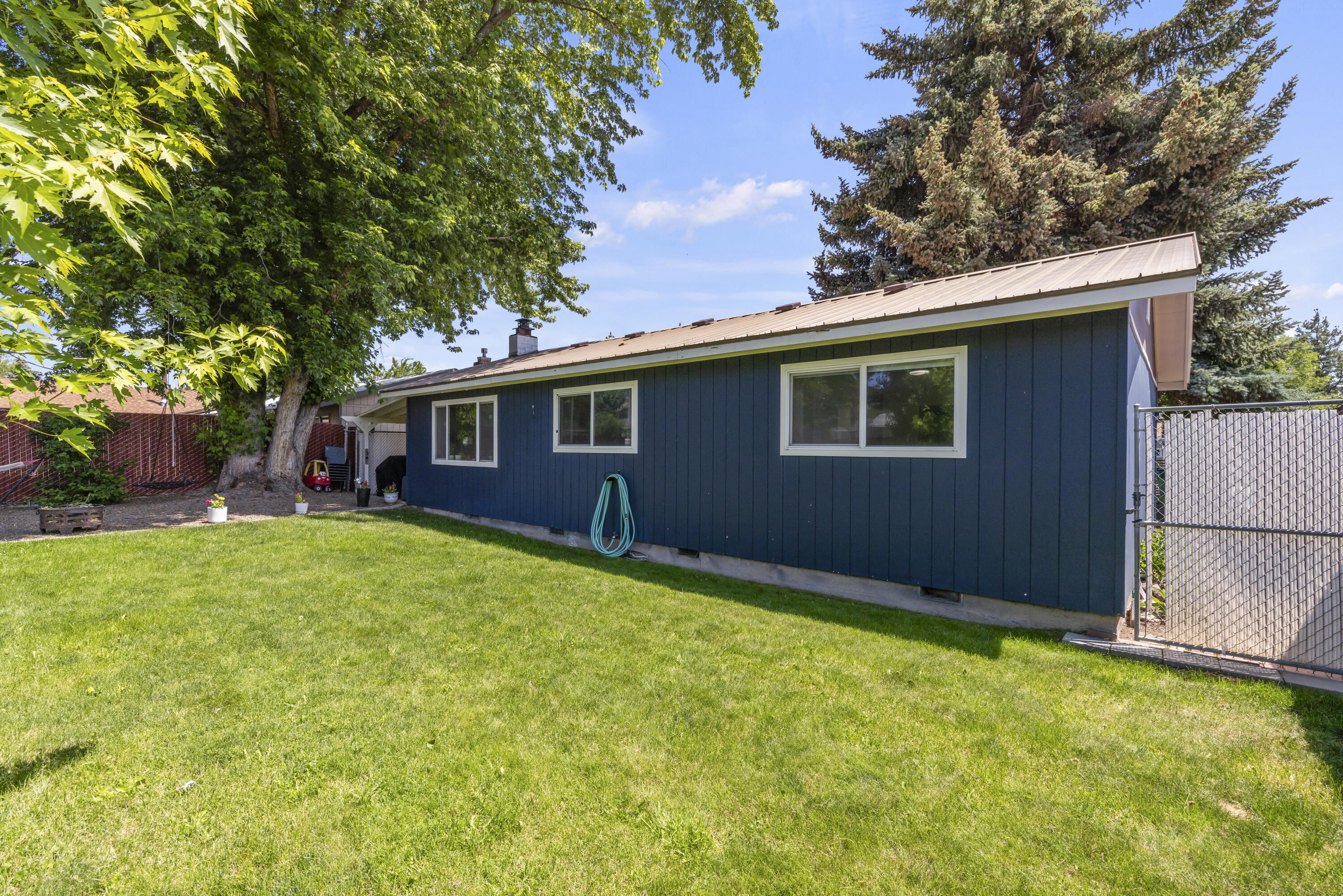 Kennicott Country Estates - Residential