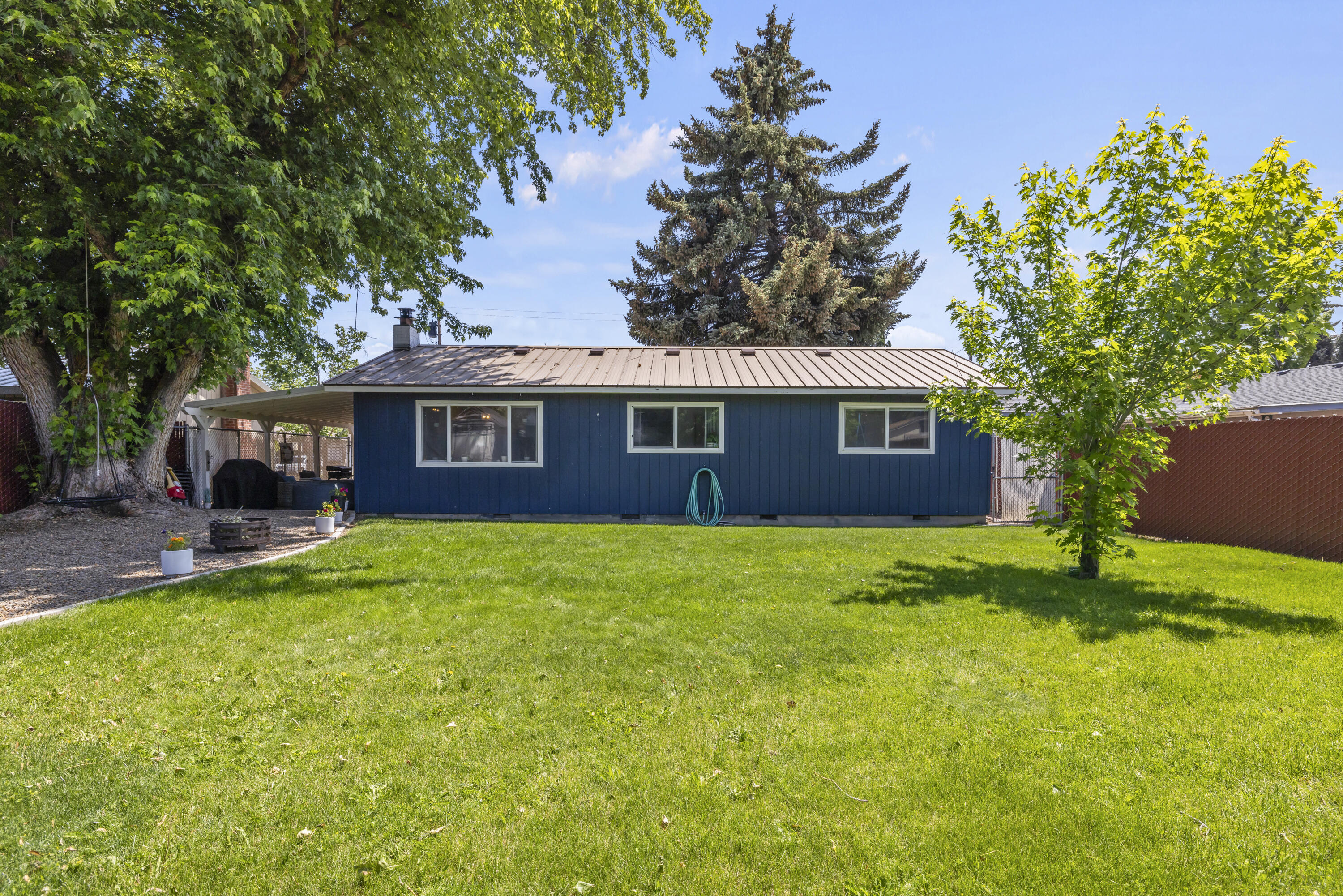 Kennicott Country Estates - Residential