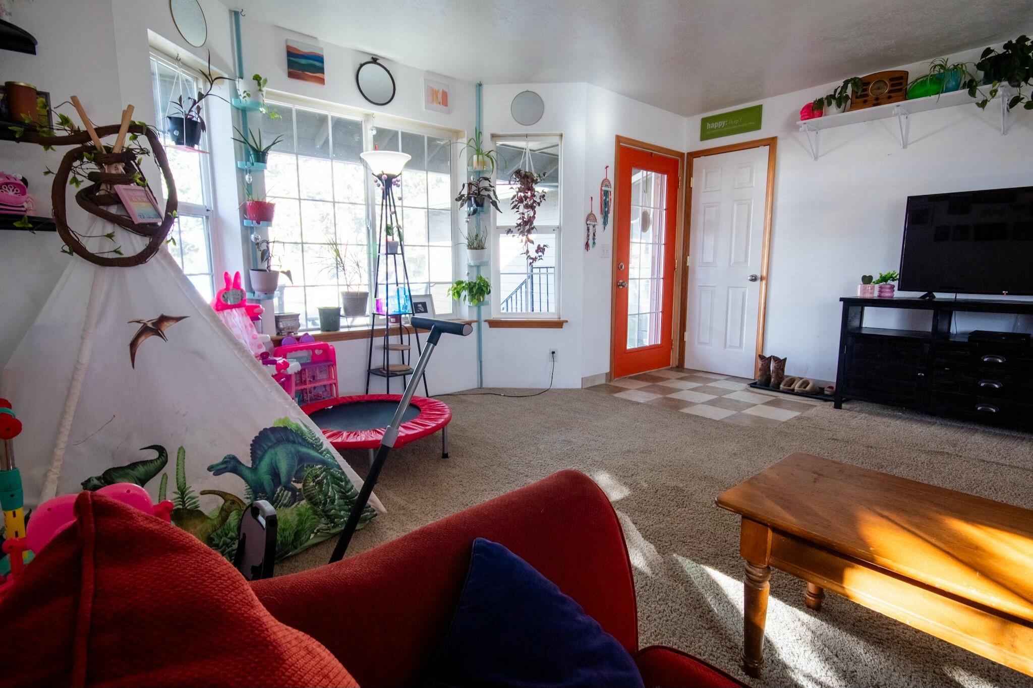 Golden Horseshoe - Residential