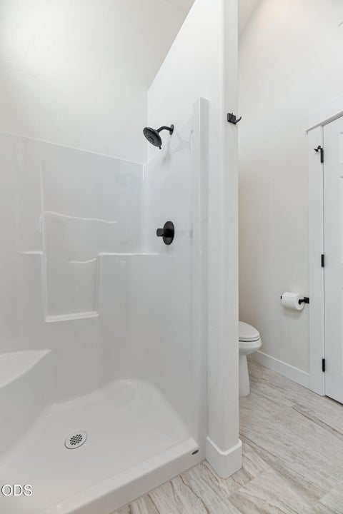 Tiny photo for 524 Berrydale Avenue, Medford, OR 97501 (MLS # 220225755)