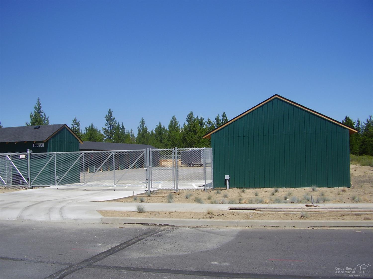 Newberry_Business_Pk - Commercial Sale