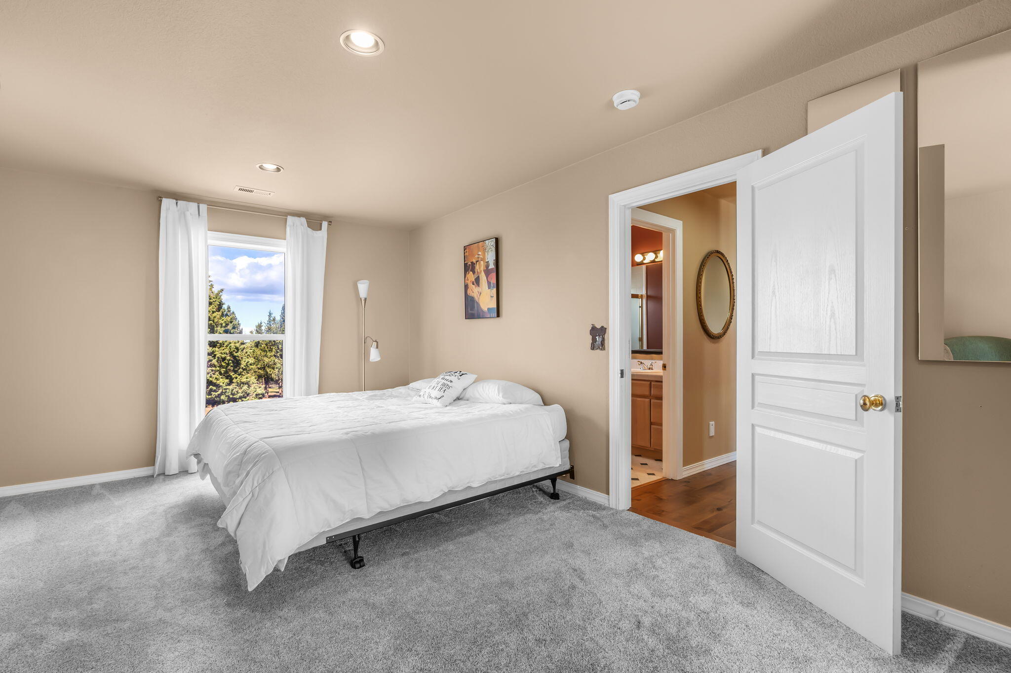 McKenzie Estates - Residential