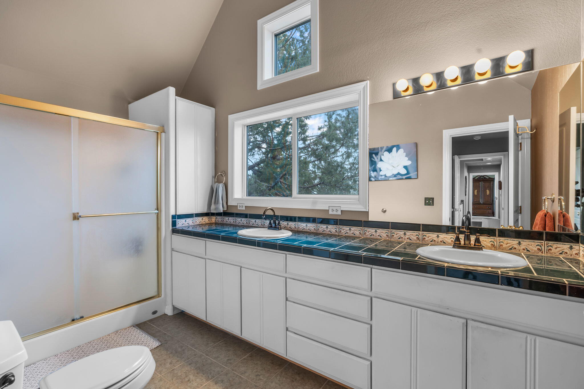 McKenzie Estates - Residential