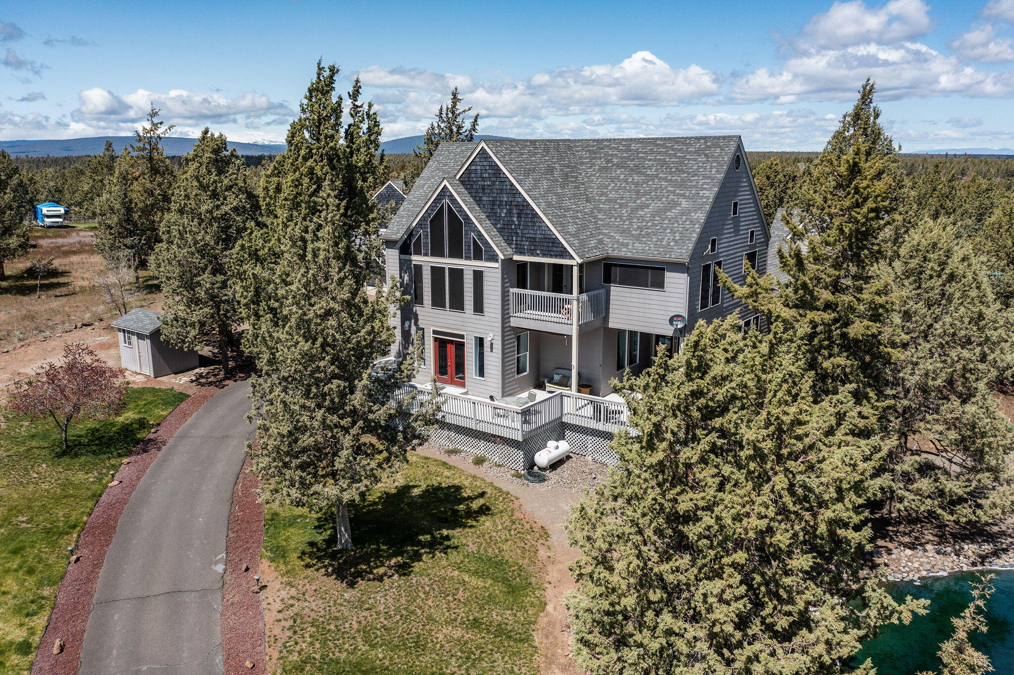 McKenzie Estates - Residential