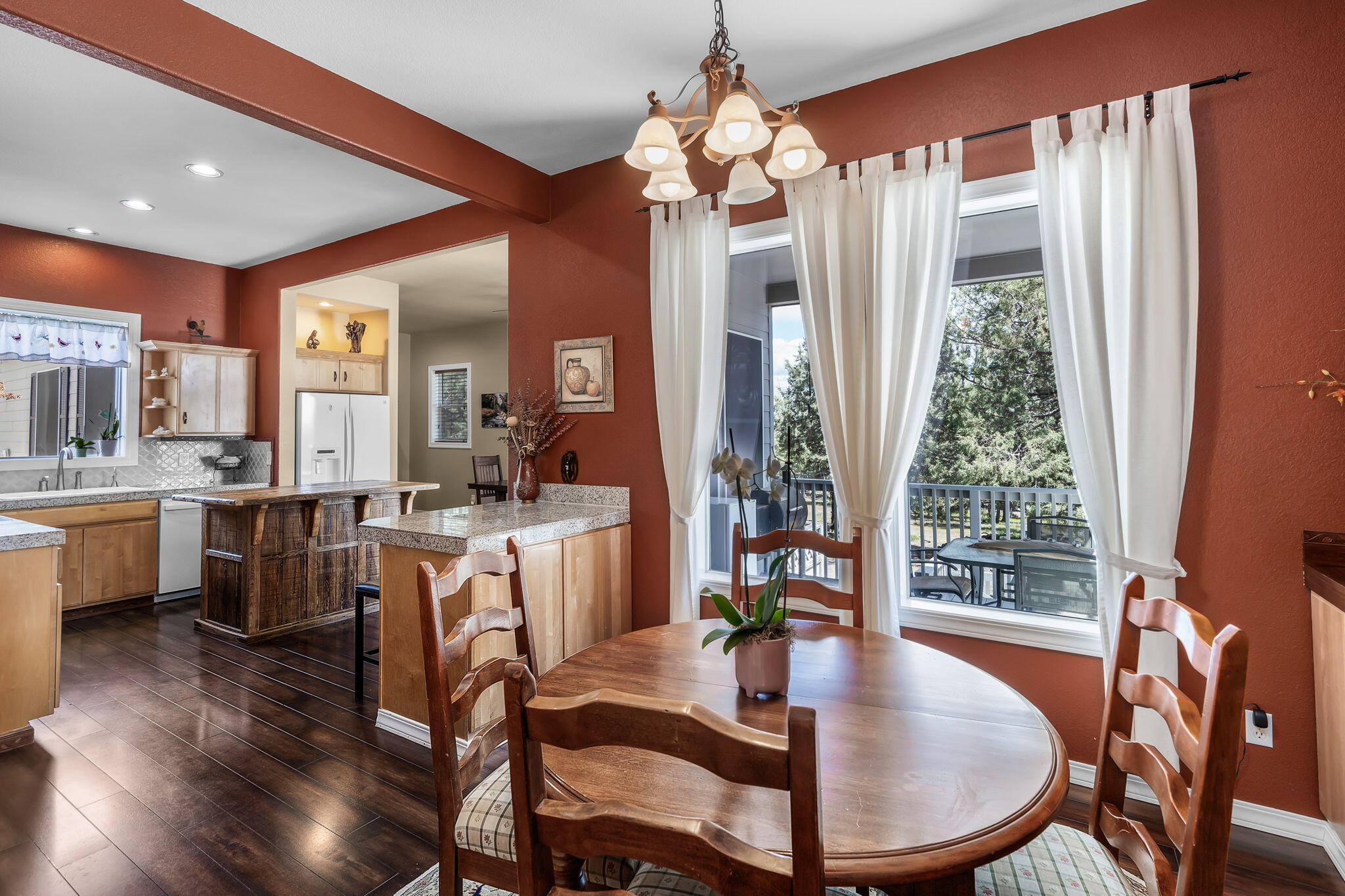 McKenzie Estates - Residential