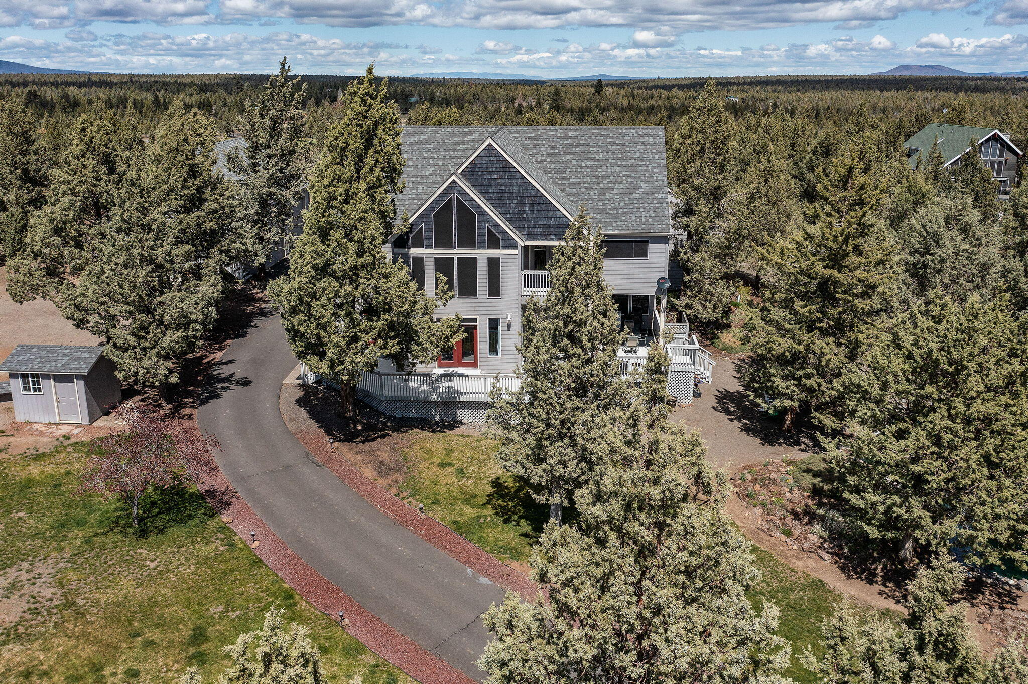 McKenzie Estates - Residential