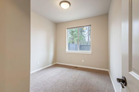 Tiny photo for 60383 Hedgewood Lane, Bend, OR 97702 (MLS # 220211680)